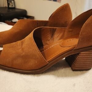 Sole Society peep toe shoes